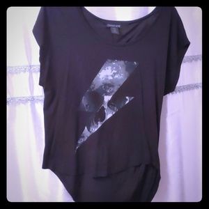 Hot Topic Blackheart Hi-Lo Skull Top